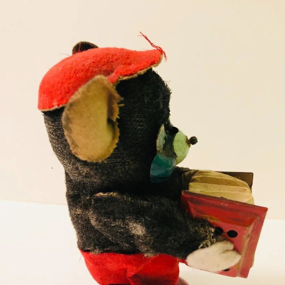 Vintage 1950s Tin Toy Key Wind Up Bear Playing Accordion 6 Inch Tall Works - Picture 12 of 16